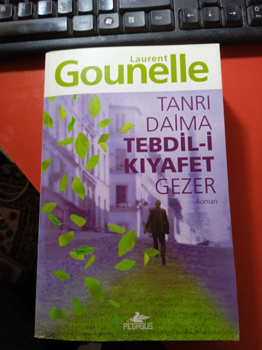 Tanri Daima Tebdil-i Kiyafet Gezer - Laurent Gounelle ikinci el kitap