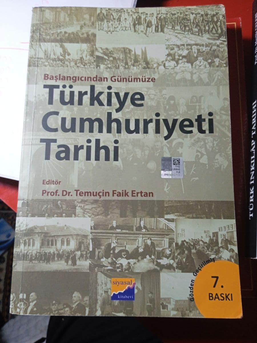 Başlangıcından günümüze Türkiye cumhuriyeti tarihi - Temuçin Faik Ertan ikinci el kitap