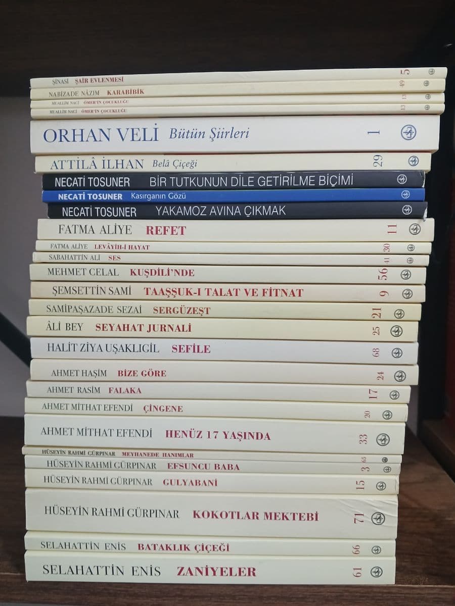 Birçok kitap için ulaşıp fiyat alabilirsiniz. ikinci el kitap