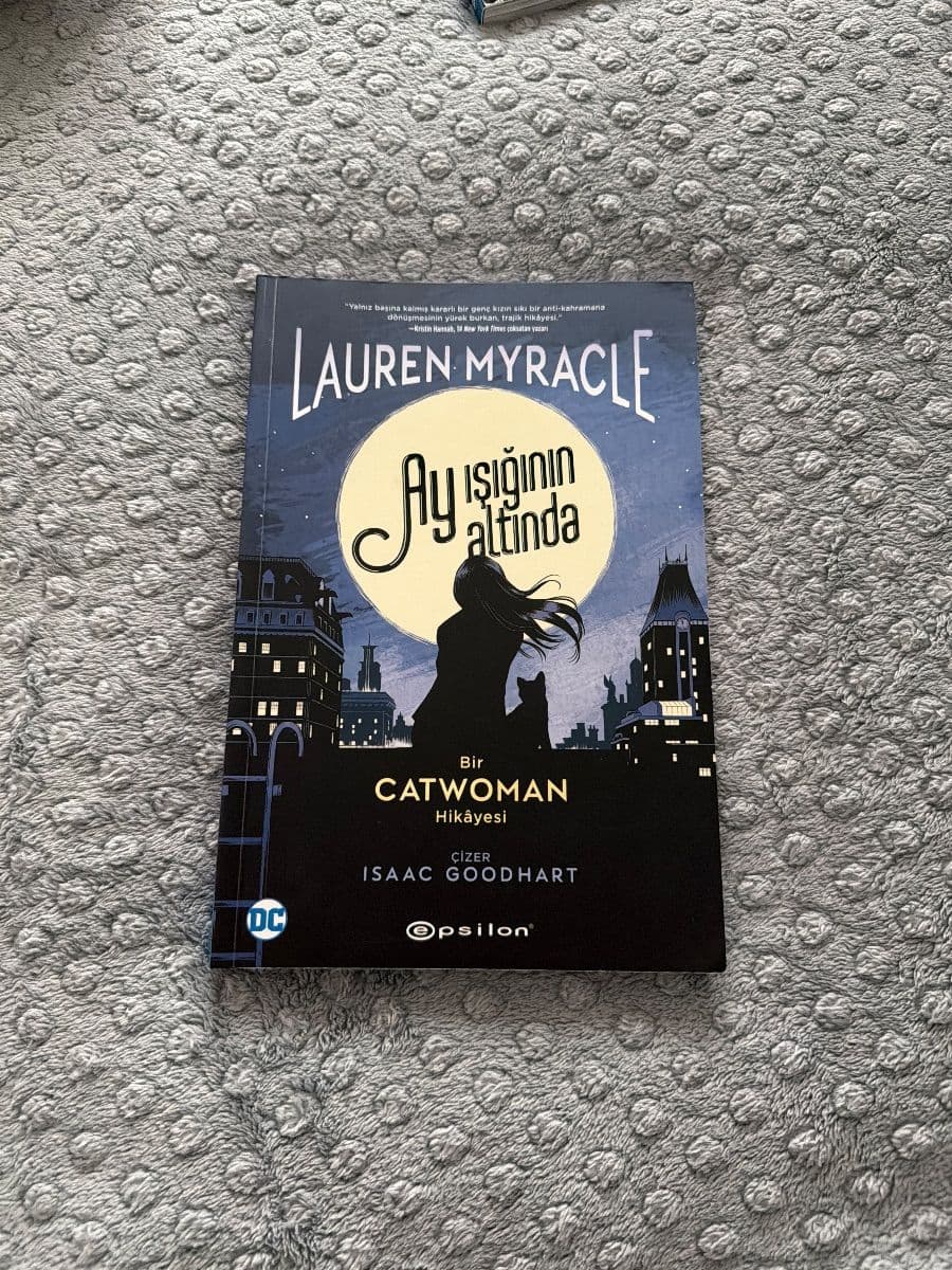 Ay Isiginin Altinda - Lauren Myracle ikinci el kitap