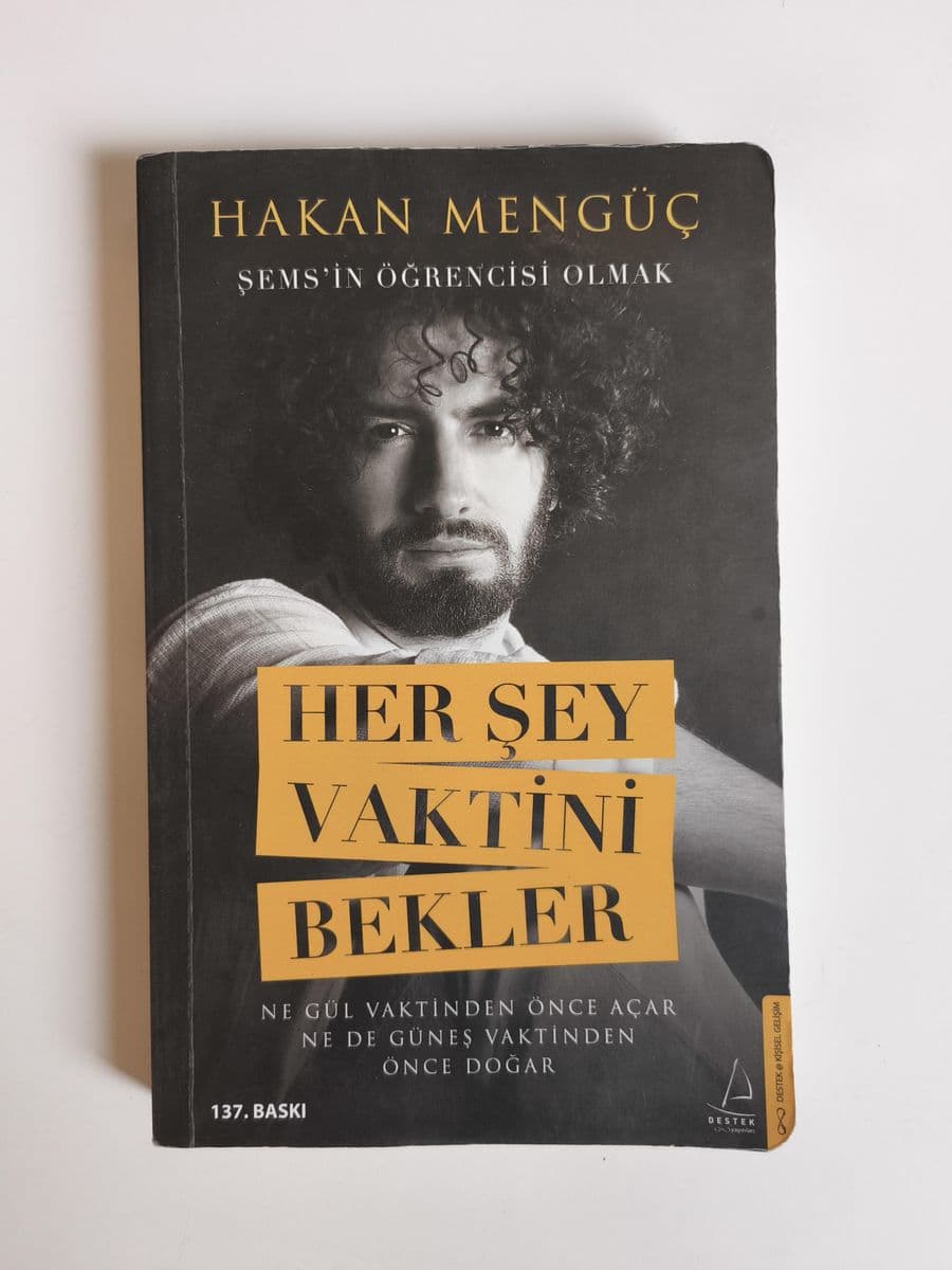 Her şey Vaktini Bekler - HAKAN MENGÜÇ ikinci el kitap