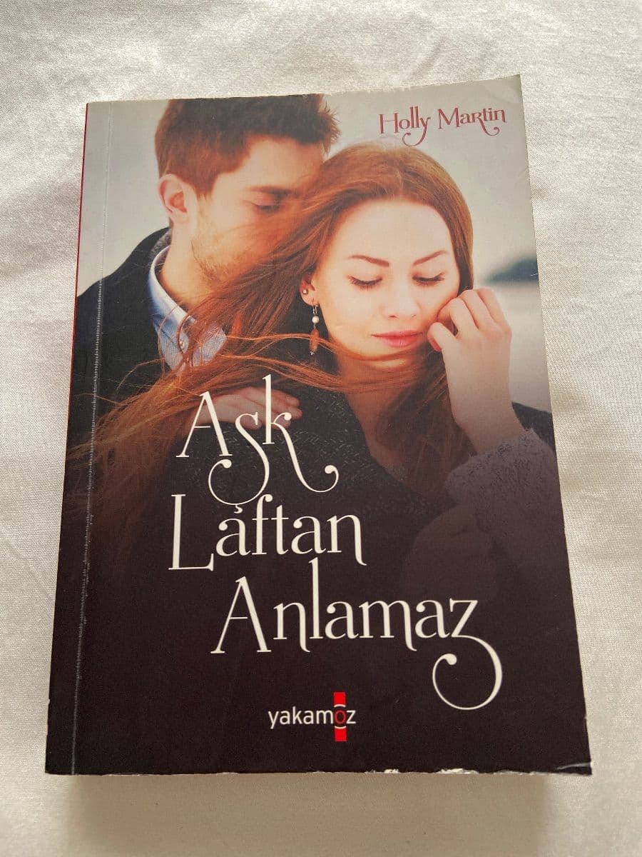 Aşk laftan anlamaz - Holly martin ikinci el kitap