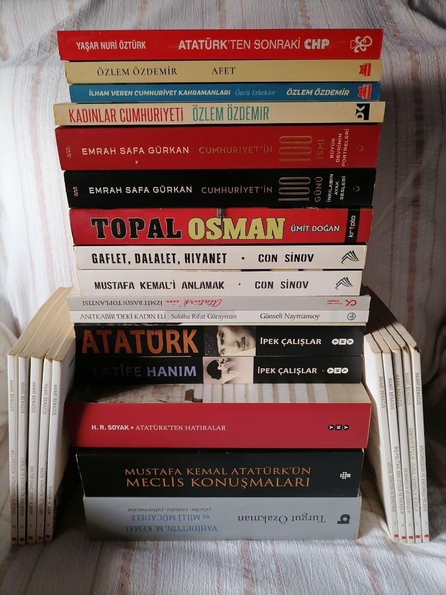 Mustafa Kemal ATATÜRK İçin Yazılan Kitaplar - Muhtelif ikinci el kitap