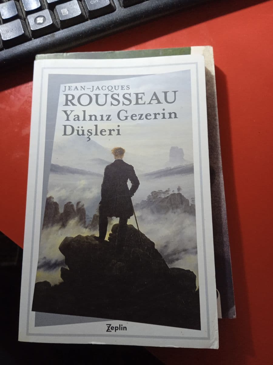 Yalniz Gezerin Düsleri - Jean-Jacques Rousseau ikinci el kitap