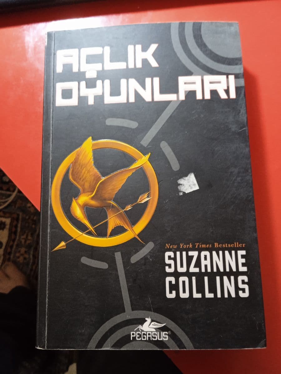 Aclik Oyunlari - Aclik Oyunlari 1 - Suzanne Collins ikinci el kitap