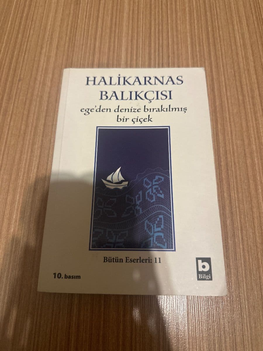 Egeden Denize Bırakılmış Bir Çiçek - Halikarnas Balıkçısı ikinci el kitap