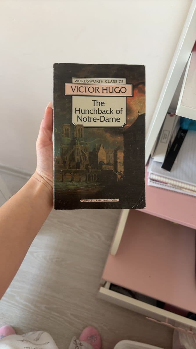The Hunchback of Notre-Dame - Victor Hugo ikinci el kitap
