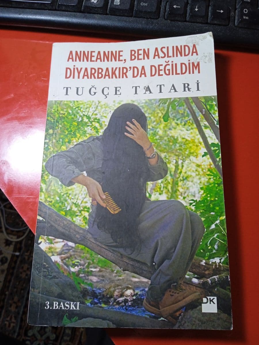 Anneanne, Ben Aslinda Diyarbakir'da Degildim - Tugce Tatari ikinci el kitap
