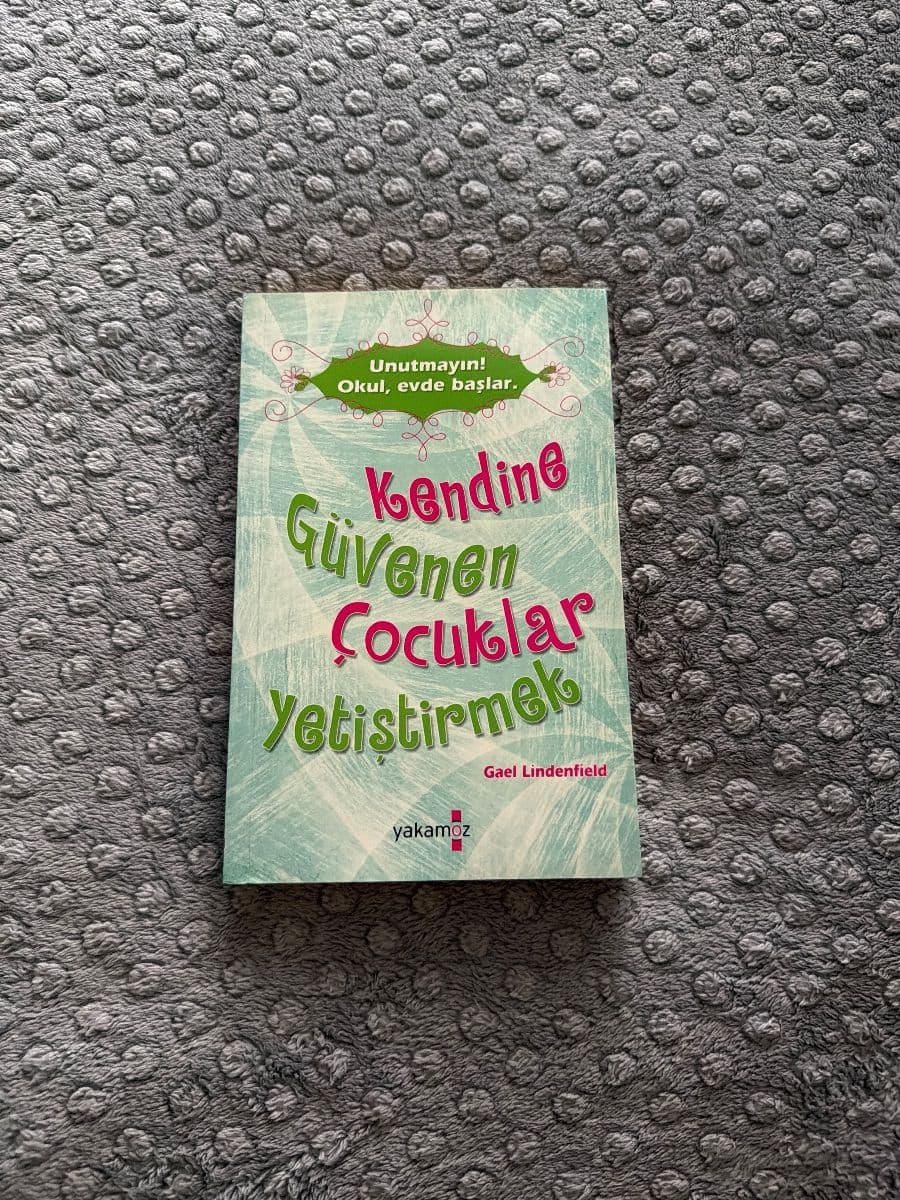 Kendine Guvenen Cocuklar Yetistirmek - Gael Lindenfield ikinci el kitap